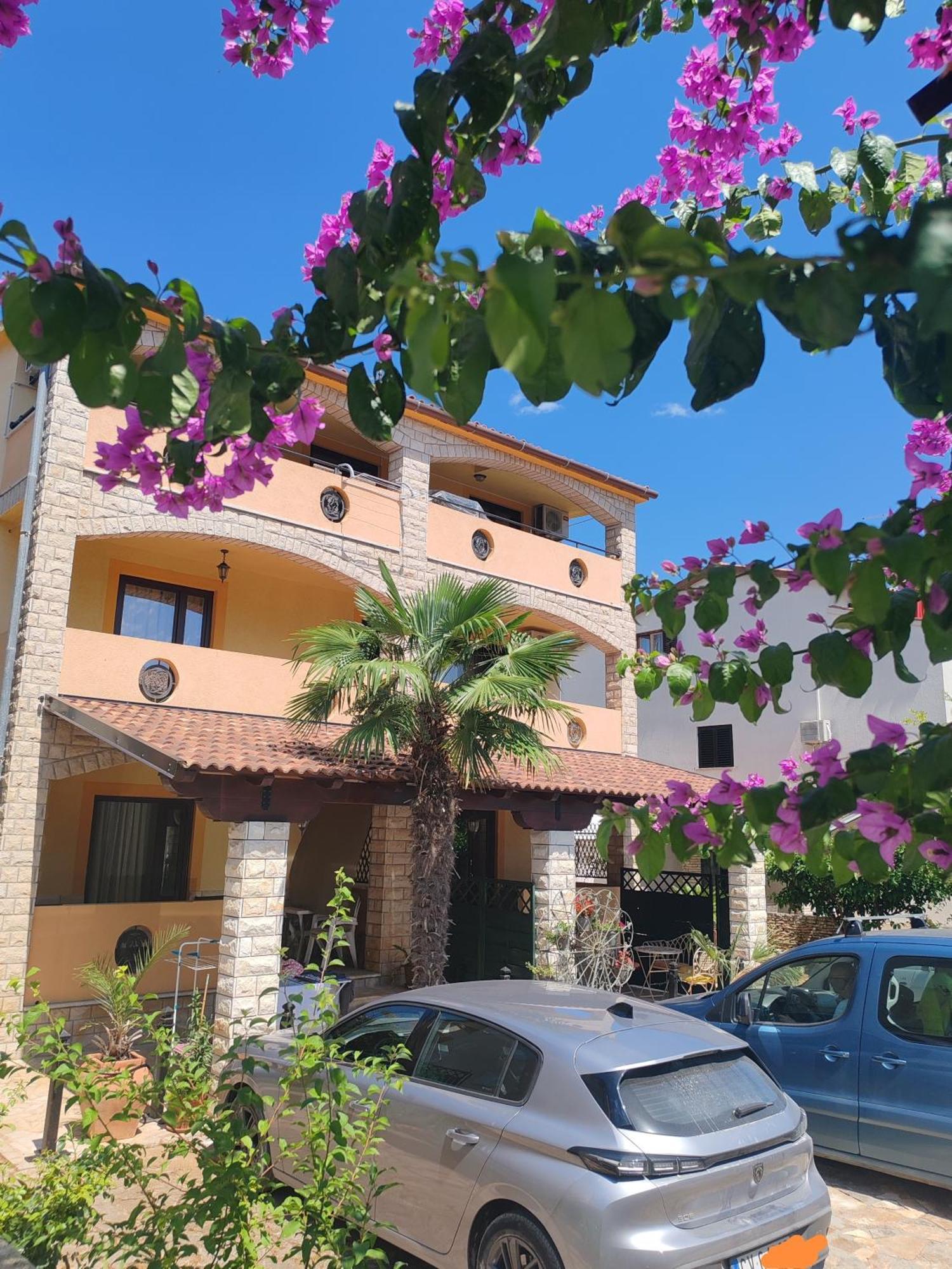 Slim Apartman I Sobe Medulin Exterior photo